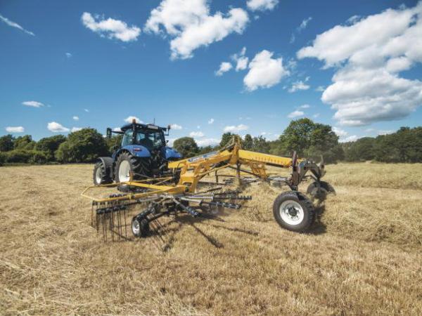 New Holland Rakes